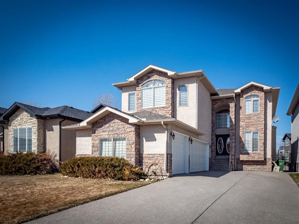 I have sold a property at 76 West Cedar RISE SW in Calgary
